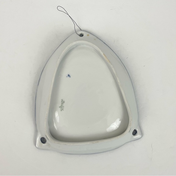 Vintage Delft Blue Triangle Windmill Hanging Decor Wall Plate - Picture 6 of 9